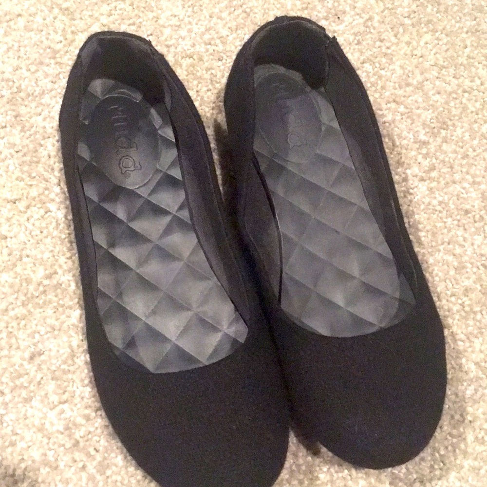 Mudd flats size 9m